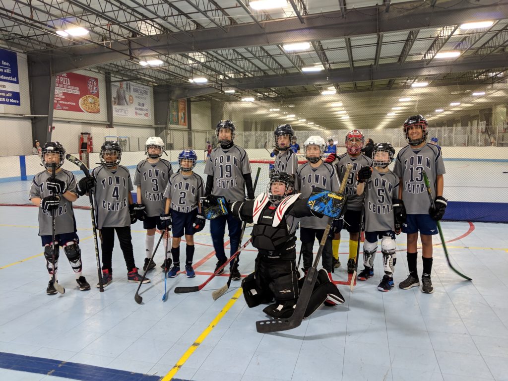 boys ball hockey